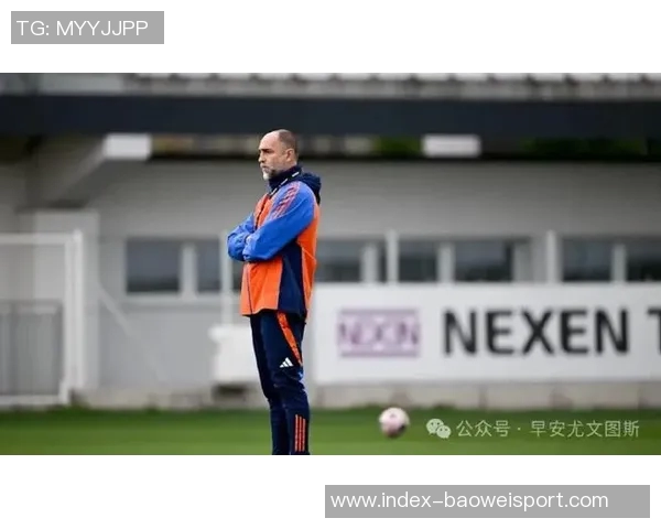 米体报道图多尔今夏寻求买断穆阿尼并引进优秀中场但科莫利未能满足要求 米体报道图多尔今夏寻求买断穆阿尼并引进优秀中场但科莫利未能满足要求