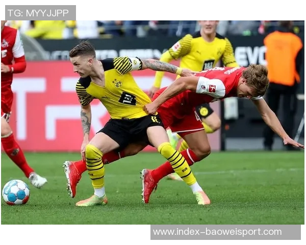 德甲精彩对决柏林联合展现实力战胜门兴全取三分 德甲精彩对决柏林联合展现实力战胜门兴全取三分