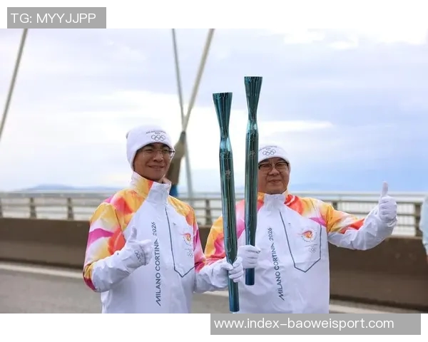 巩晓彬即将启程前往意大利罗马担任米兰冬奥会火炬手展现中国风采