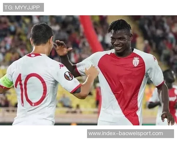 法甲赛季精彩对决里尔迎战马赛摩纳哥客场全取三分 法甲赛季精彩对决里尔迎战马赛摩纳哥客场全取三分