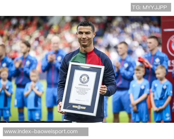 C罗强调世界杯成就不决定个人地位董方卓称国家队荣誉无可替代 C罗强调世界杯成就不决定个人地位董方卓称国家队荣誉无可替代