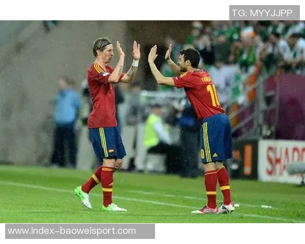 卡佩罗表达对法布雷加斯的喜爱并称赞巴尔泰萨吉的潜力